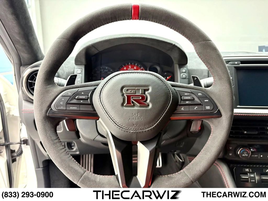 Used 2018 Nissan GT-R NISMO AWD/4WD image 73