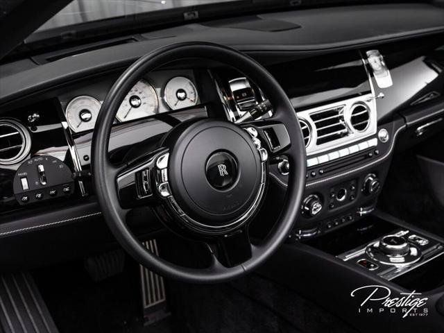 Used 2018 Rolls-Royce Dawn RWD image 37