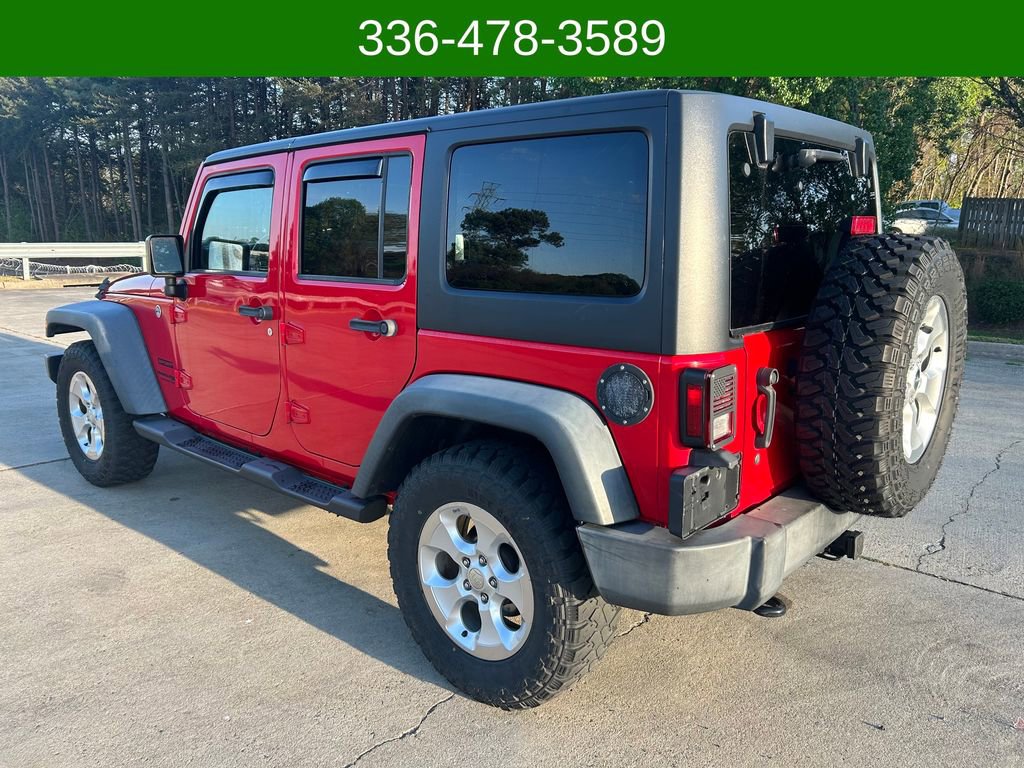 Used 2018 Jeep Wrangler Unlimited Sport w/ Connectivity Group AWD/4WD image 3