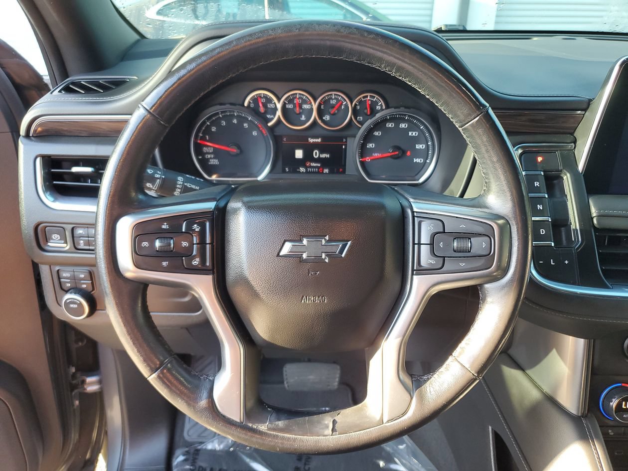 Used 2021 Chevrolet Tahoe Z71 w/ Luxury Package AWD/4WD image 18