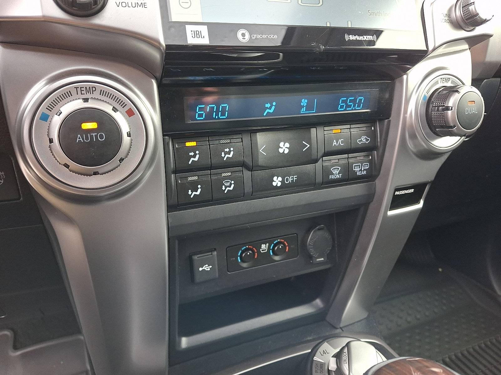 Used 2023 Toyota 4Runner Limited AWD/4WD image 16