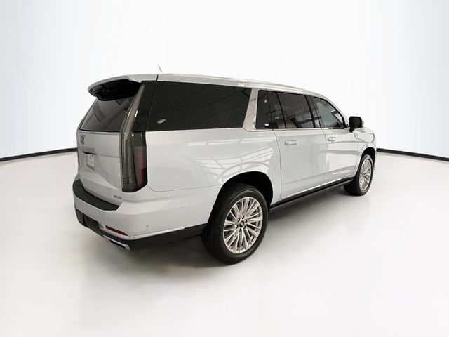 Certified 2026 Cadillac Escalade ESV Luxury AWD/4WD image 6