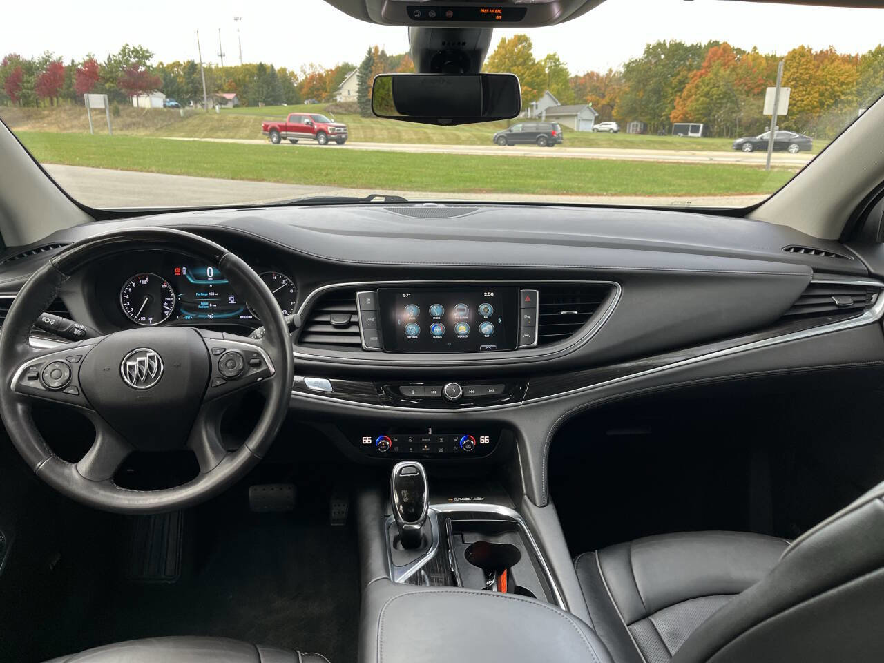 Used 2019 Buick Enclave Avenir w/ Avenir Technology Package image 14