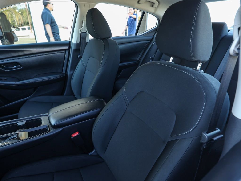 Used 2025 Nissan Sentra S image 15