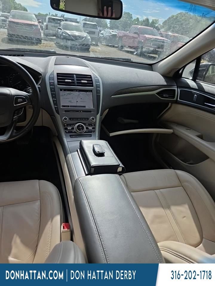 Used 2019 Lincoln MKZ Reserve image 8