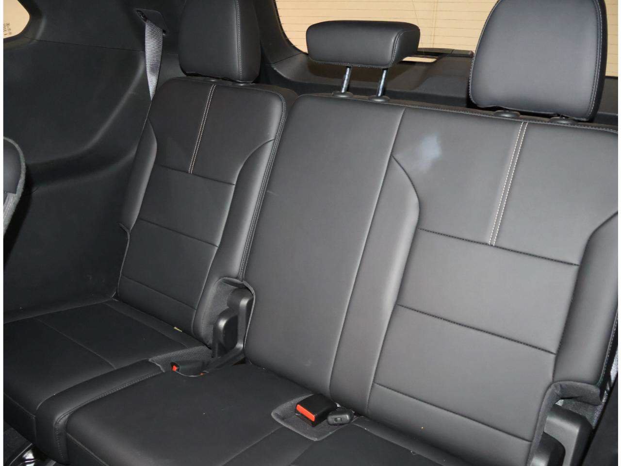Used 2025 GMC Acadia Elevation w/ Super Cruise Package AWD/4WD image 17