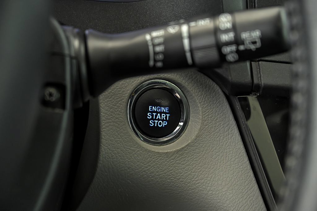 Used 2020 Toyota Sienna XLE FWD image 20