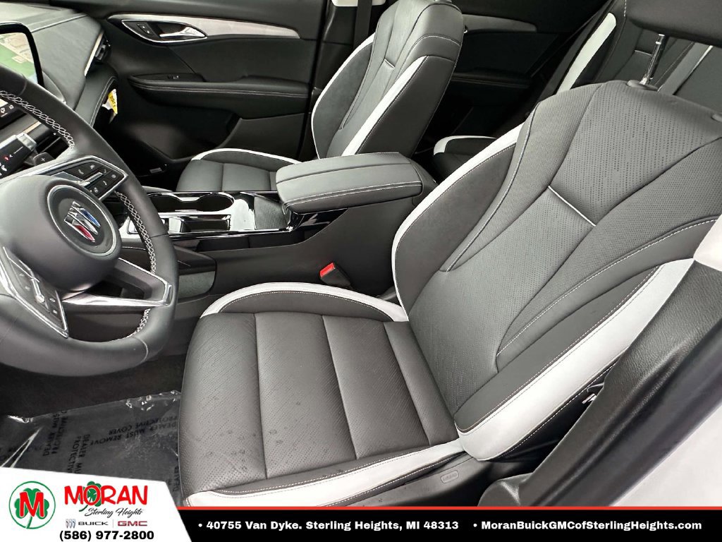 Certified 2025 Buick Envision Sport Touring AWD/4WD image 19