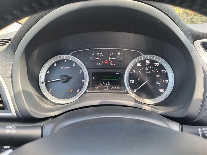 Used 2013 Nissan Sentra SL FWD image 17
