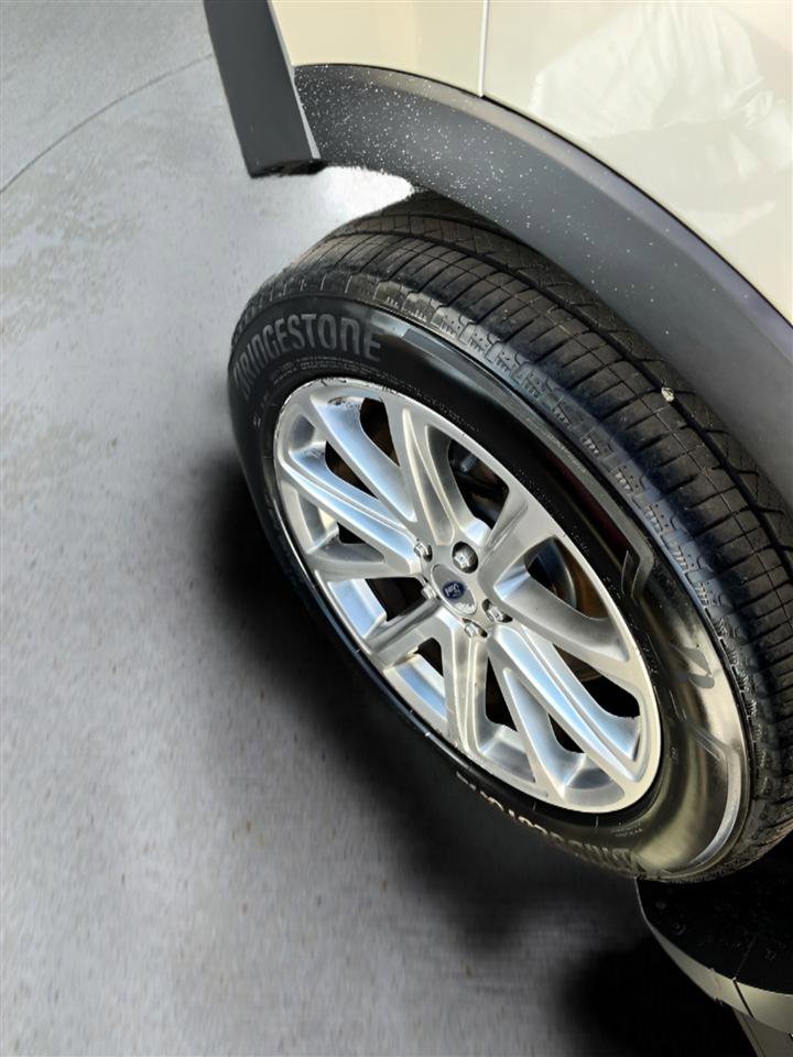 Used 2017 Ford Explorer Limited image 9