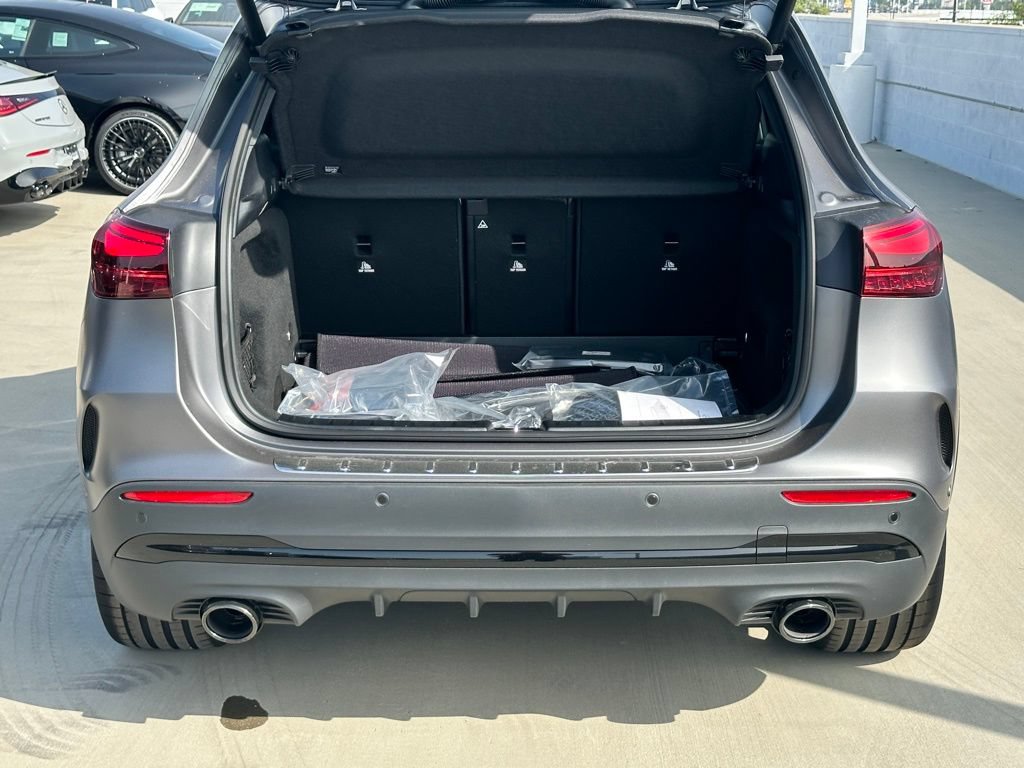 New 2025 Mercedes-Benz GLA 35 AMG 4MATIC image 15