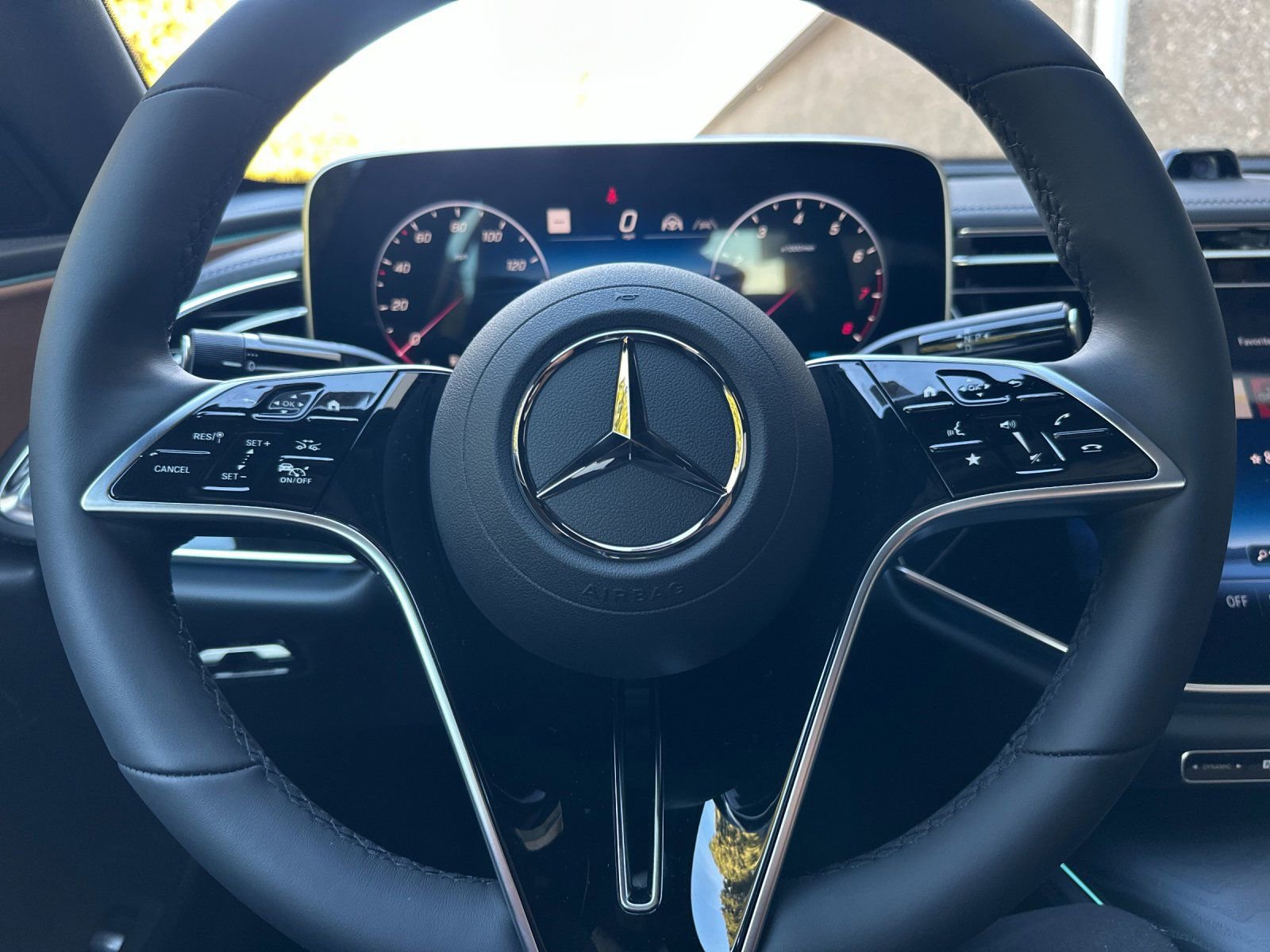 New 2026 Mercedes-Benz E 350 4MATIC Sedan image 23