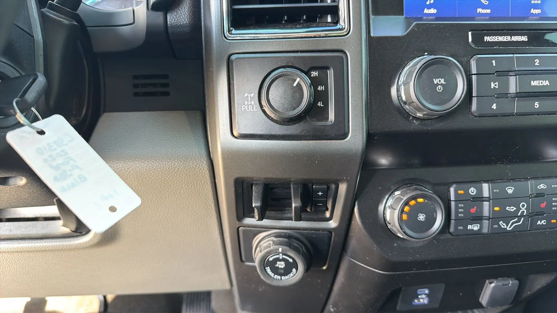 Used 2020 Ford F350 XLT w/ XLT Premium Package AWD/4WD image 97