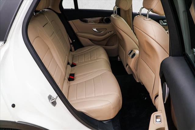 Used 2016 Mercedes-Benz GLC 300 4MATIC image 25