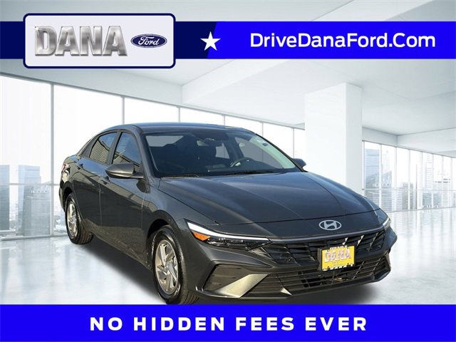 Used 2025 Hyundai Elantra SE