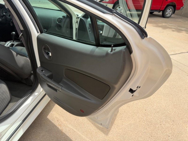 Used 2004 Pontiac Grand Prix GT2 FWD image 22