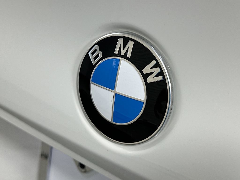 New 2026 BMW M5 w/ Executive Package image 22