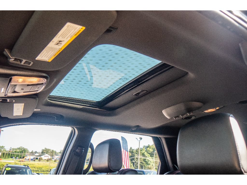 Used 2023 Dodge Durango R/T AWD/4WD image 11