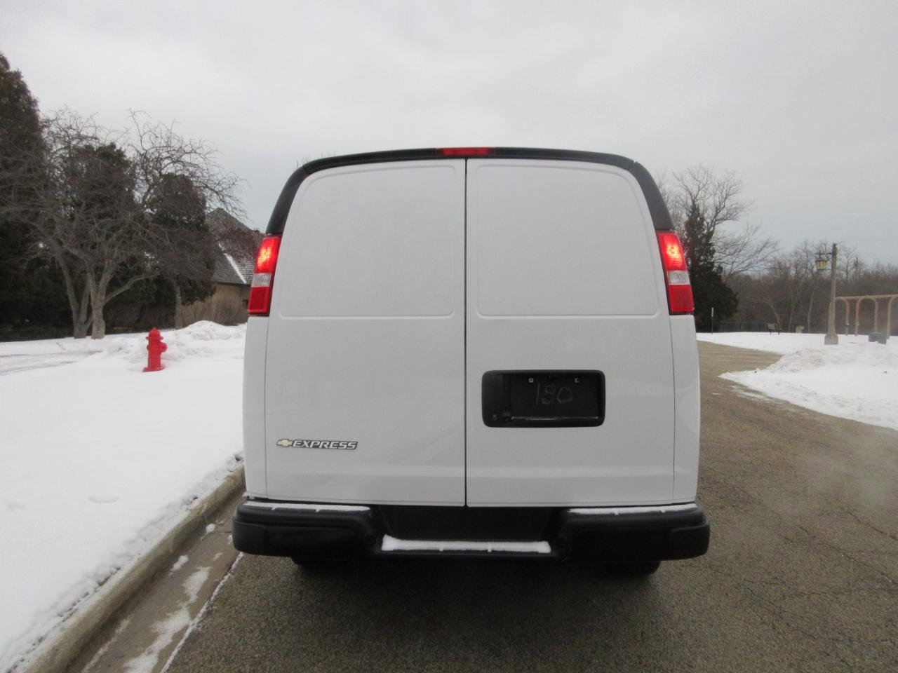 Used 2021 Chevrolet Express 2500 w/ Driver Convenience Package image 10