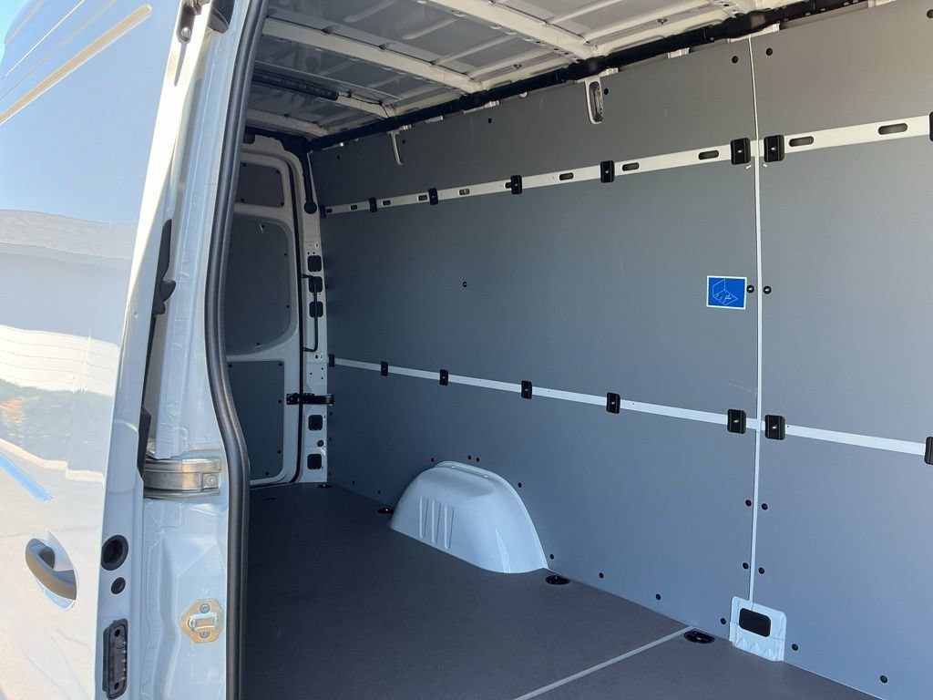 New 2026 Mercedes-Benz Sprinter 2500 image 21