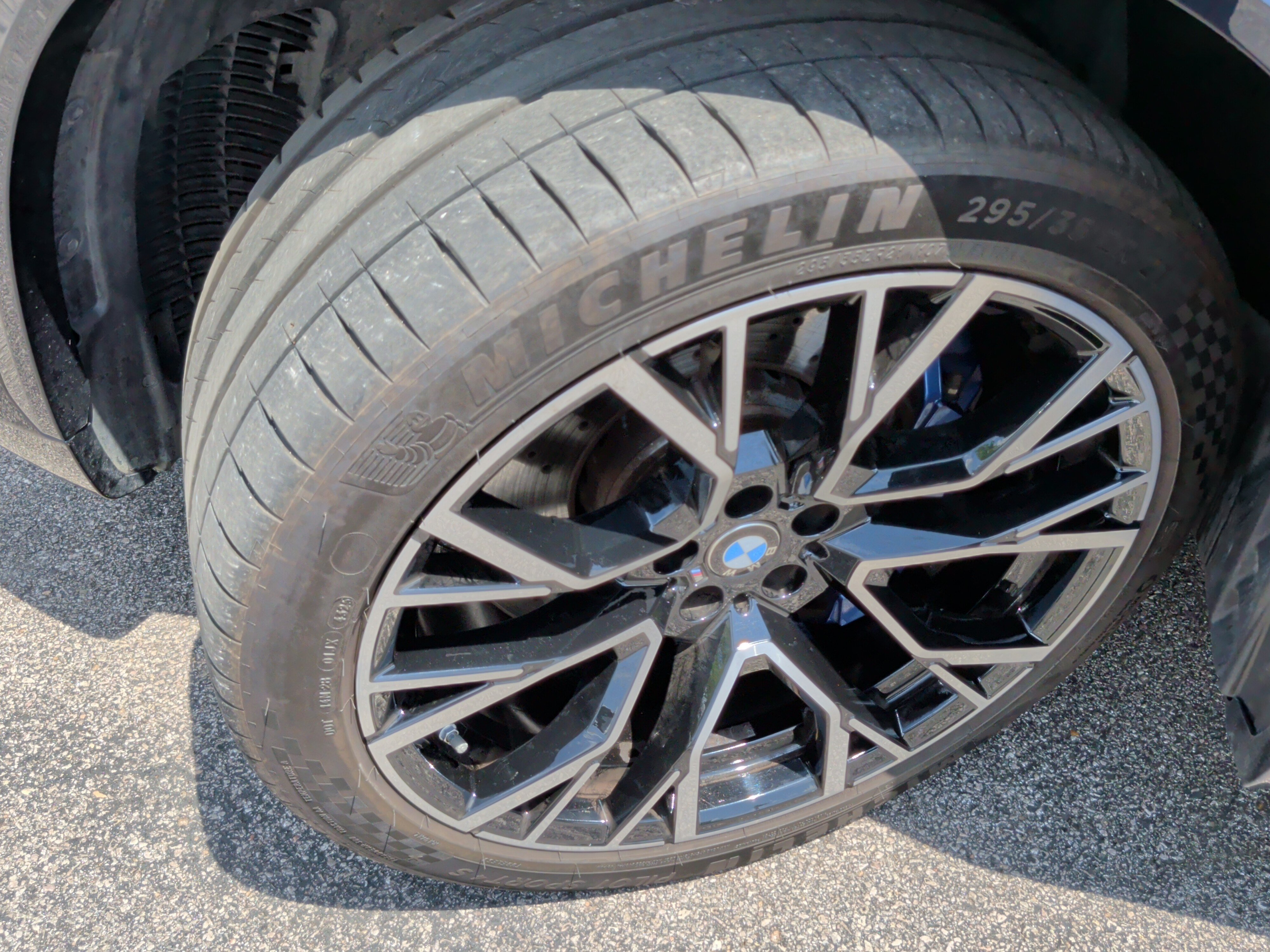 Used 2024 BMW X5 M Competition AWD/4WD image 15