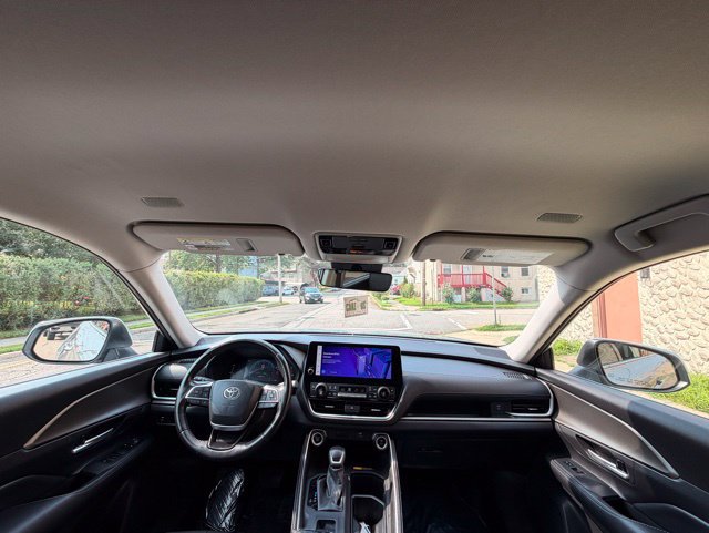 Used 2024 Toyota Grand Highlander AWD image 28