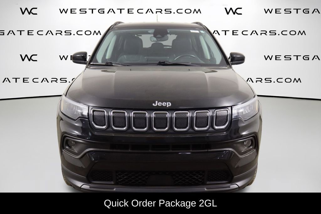 Used 2022 Jeep Compass Latitude video 2