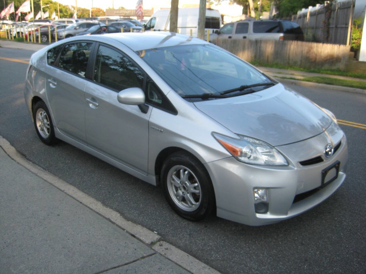 Used 2011 Toyota Prius Two image 3