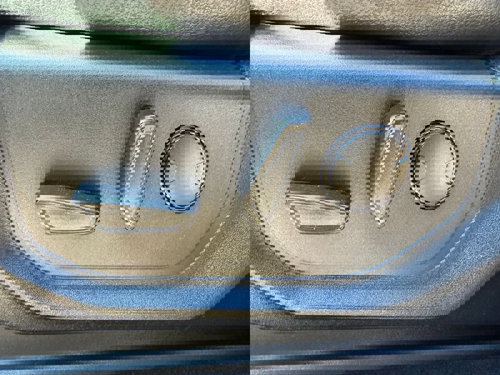 Used 2019 Ford F150 Lariat image 18