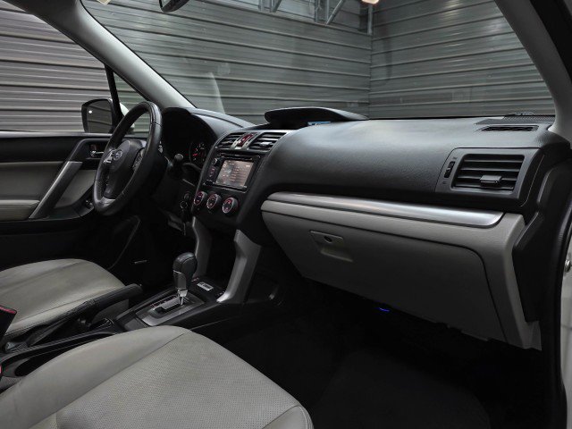 Used 2015 Subaru Forester 2.5i Limited AWD/4WD image 12
