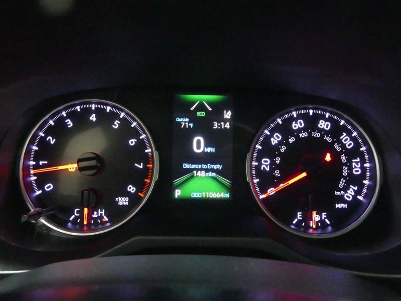 Used 2020 Toyota RAV4 LE w/ All Weather Liner Package AWD/4WD image 31