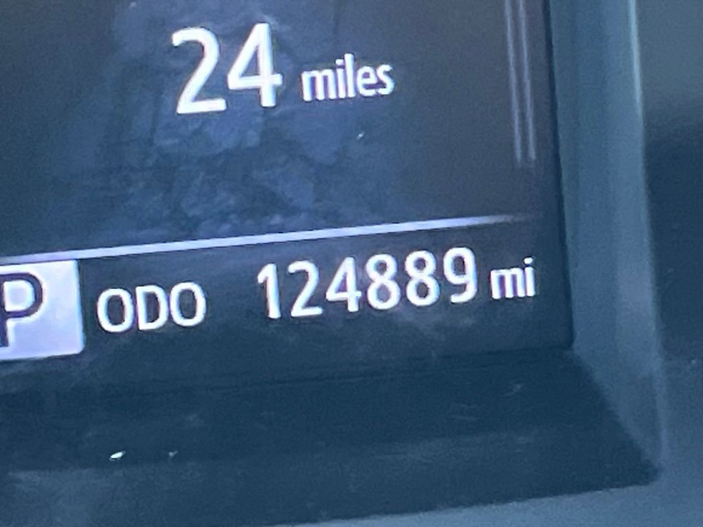 Used 2019 Toyota Tacoma SR w/ SR Convenience Package image 17