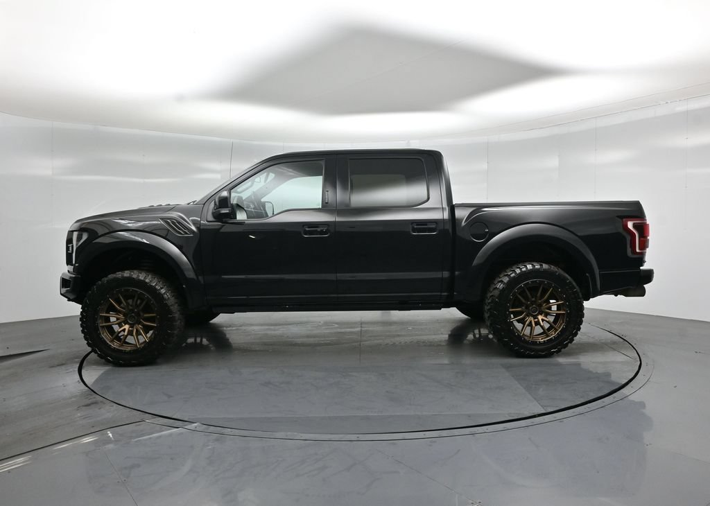 Used 2019 Ford F150 Raptor w/ Equipment Group 802A Luxury AWD/4WD image 29