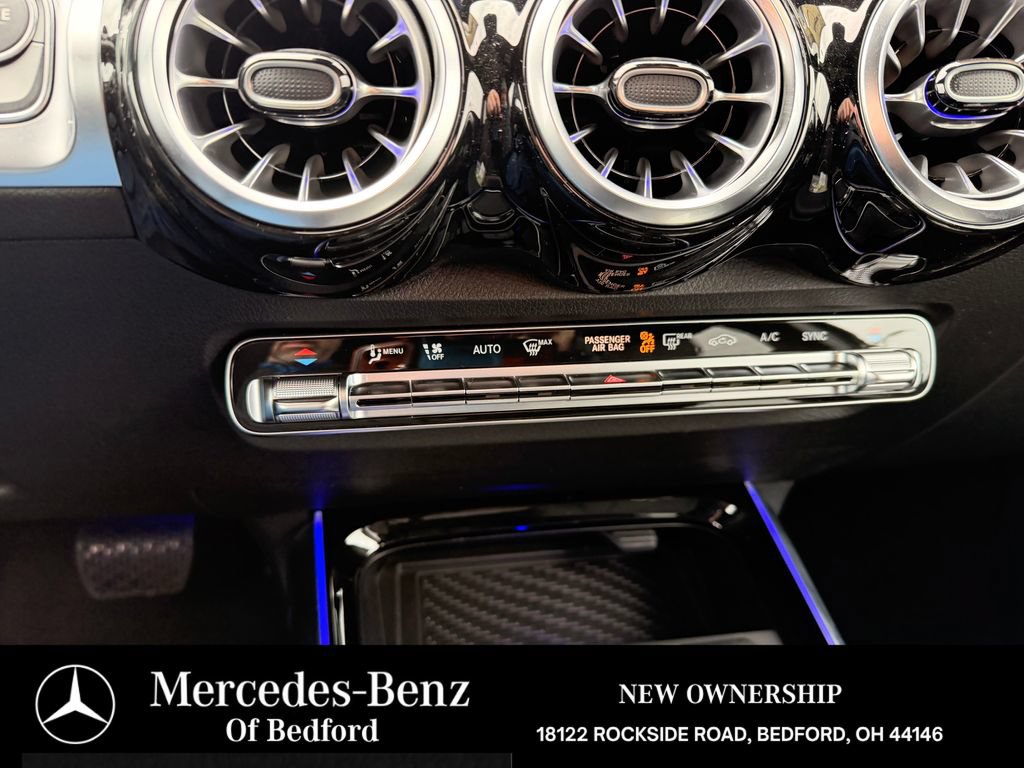 New 2026 Mercedes-Benz GLB 250 4MATIC image 17