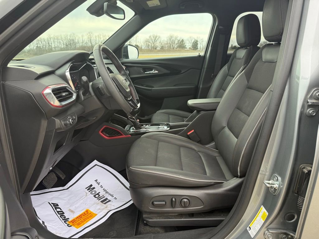 Used 2023 Chevrolet TrailBlazer RS w/ Convenience Package image 24