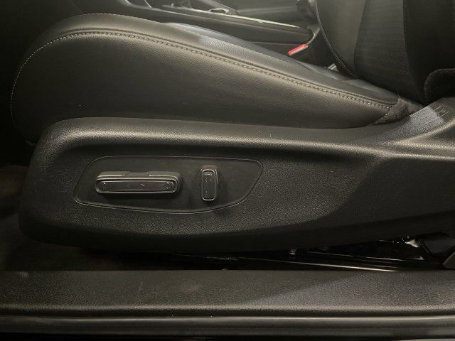 Certified 2025 Honda Civic Sport Touring image 12