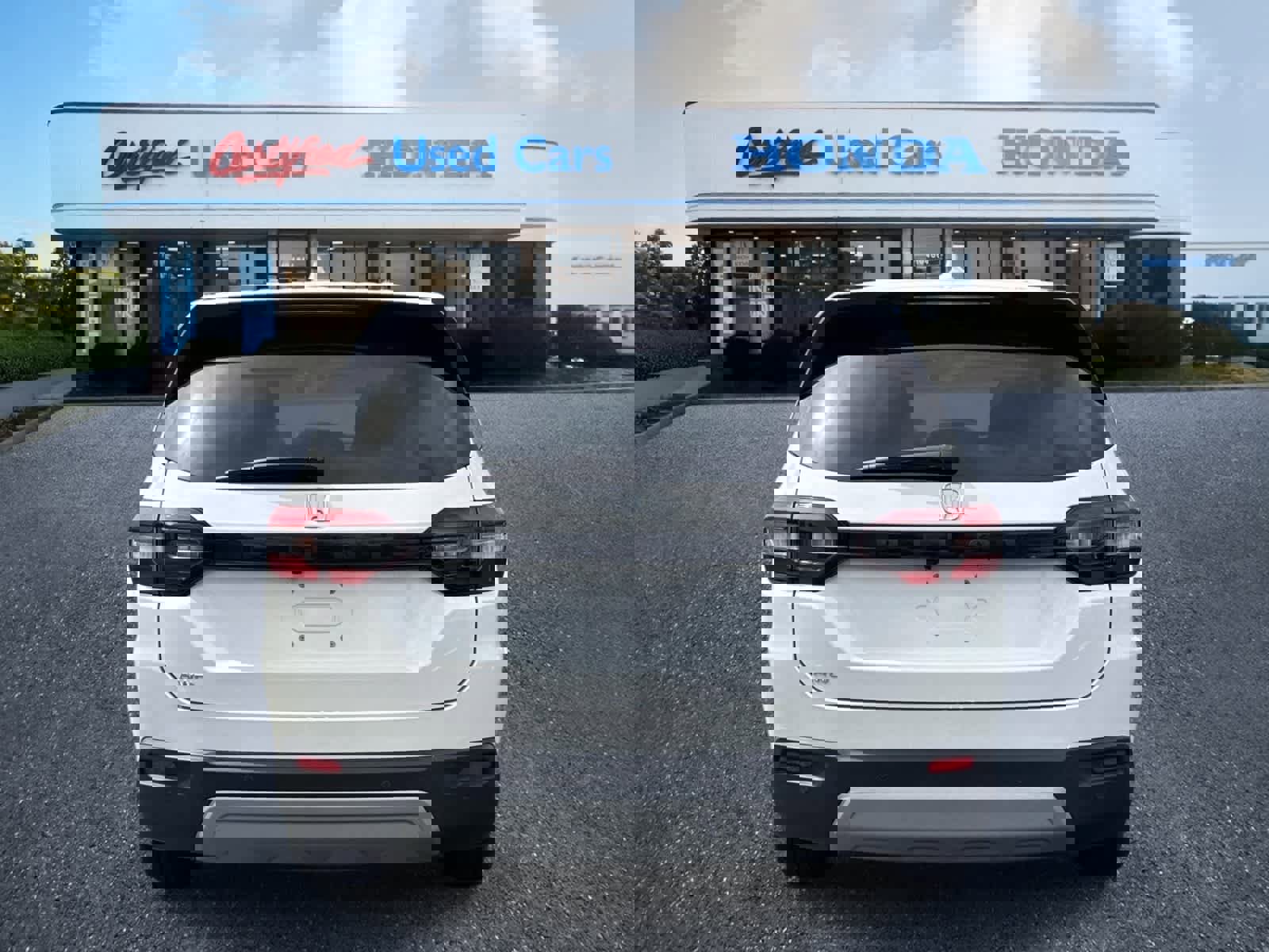 Used 2025 Honda Pilot EX-L image 4