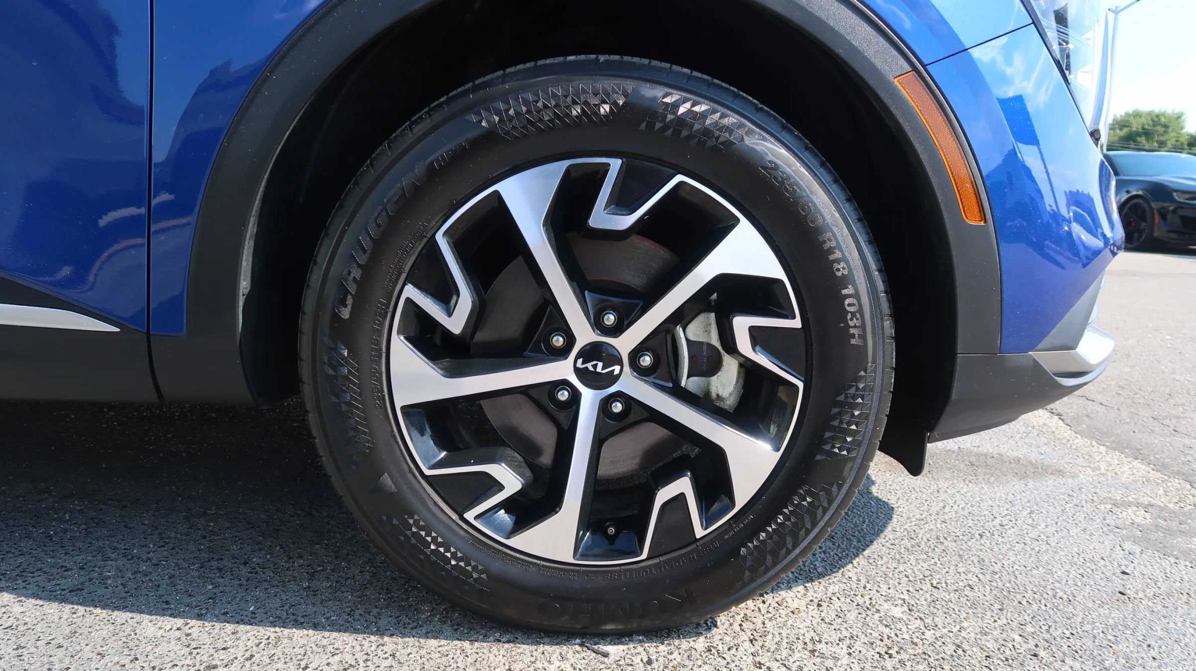 Used 2025 Kia Sportage EX w/ Premium Package AWD/4WD image 57