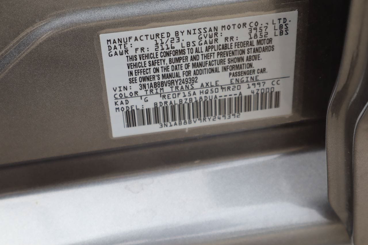Used 2024 Nissan Sentra S FWD image 25