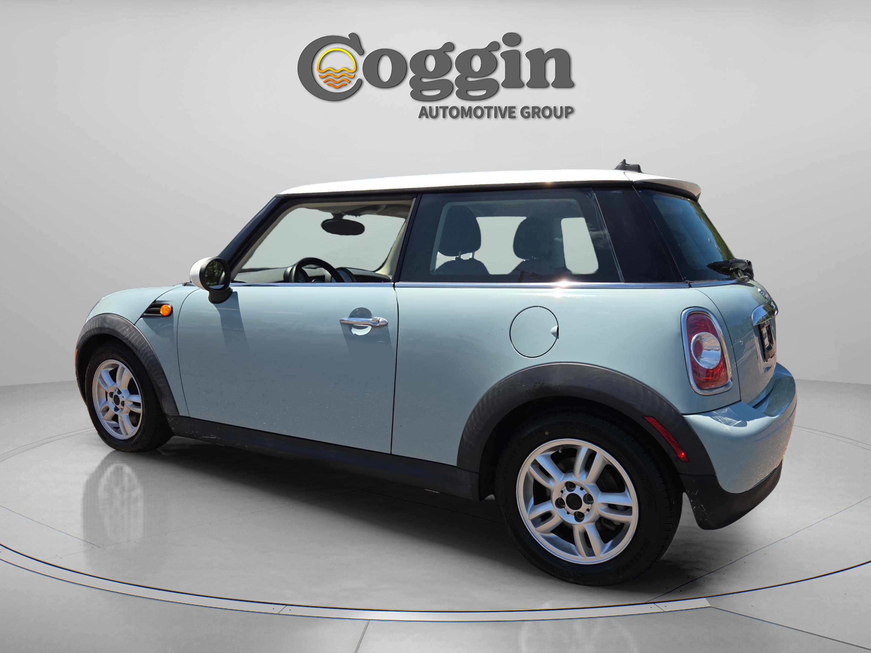 Used 2012 MINI Cooper Hardtop FWD image 3