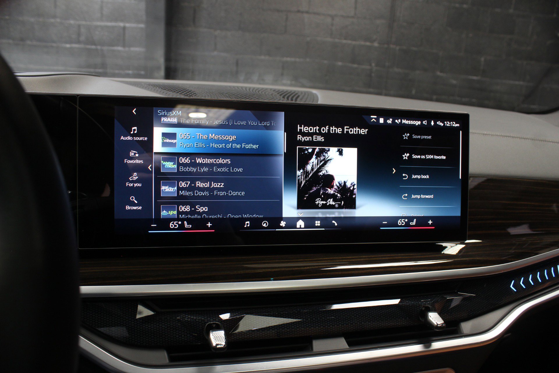 Used 2024 BMW X5 sDrive40i w/ Premium Package image 63