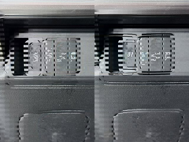 Used 2024 Hyundai Santa Fe SEL image 9