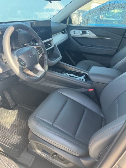 Used 2026 Ford Explorer Active w/ Active Comfort Package image 13