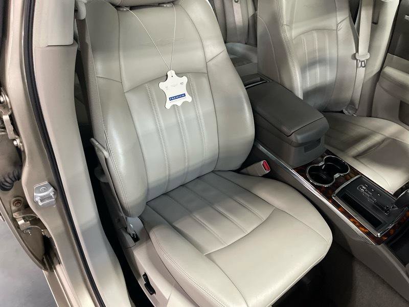 Used 2008 Chrysler 300 C w/ Sound Group II image 44