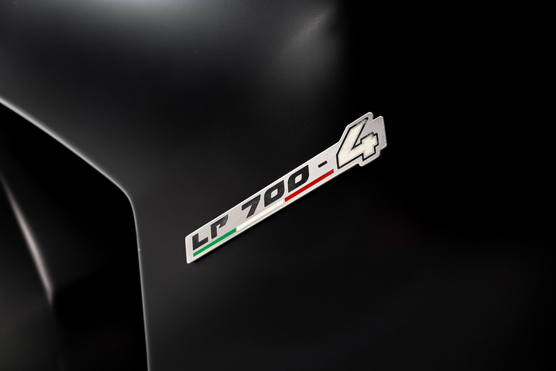 Used 2014 Lamborghini Aventador LP 700-4 image 42