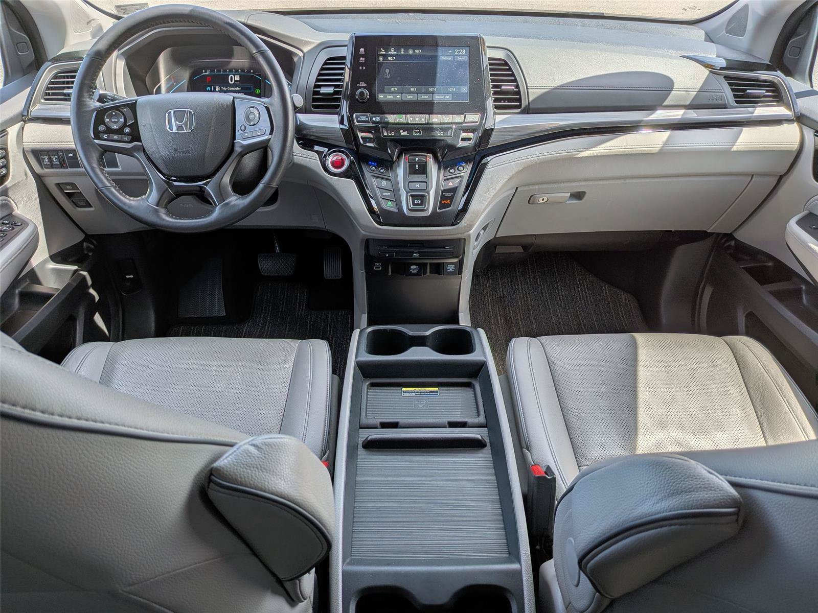Certified 2024 Honda Odyssey Elite image 30