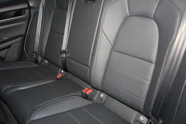 New 2025 Porsche Macan 4S Electric image 22