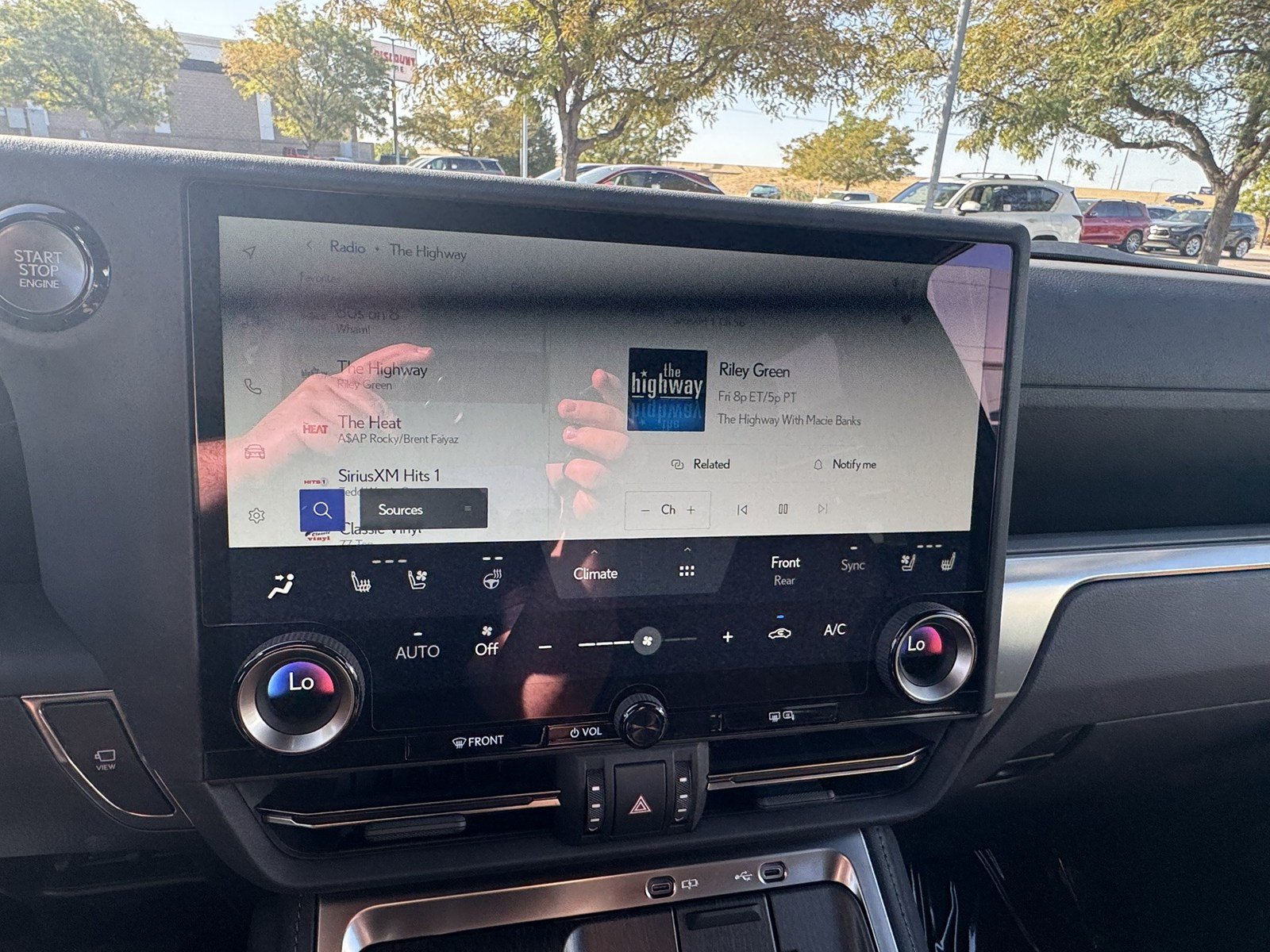 Used 2026 Lexus GX 550 w/ Accessory Package (31) AWD/4WD image 12