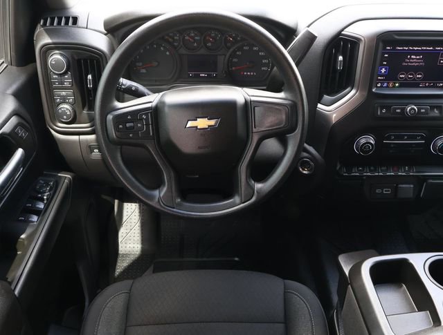 Used 2025 Chevrolet Silverado 1500 Custom image 10