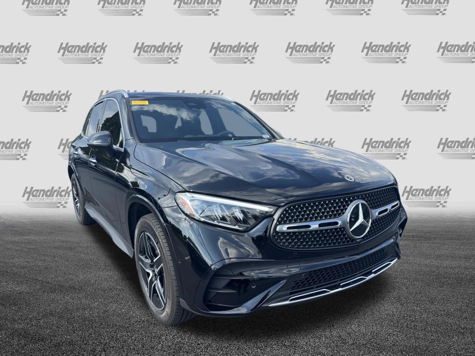 Certified 2026 Mercedes-Benz GLC 300 image 2